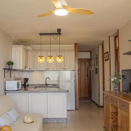 Sunset Arena By Helloapartments *