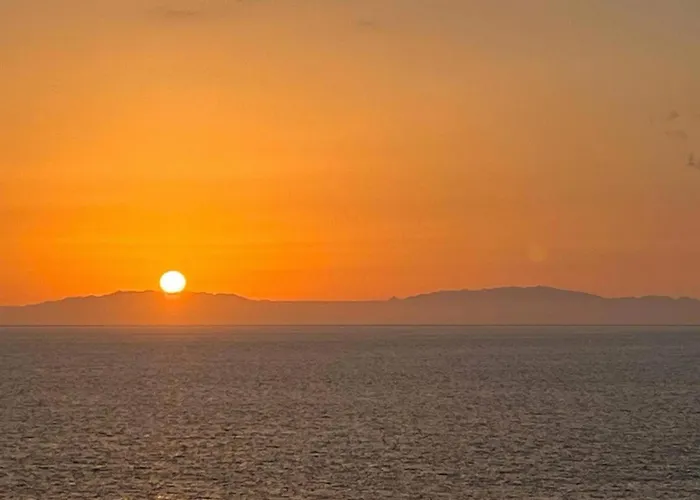 Sunset Arena By Helloapartments