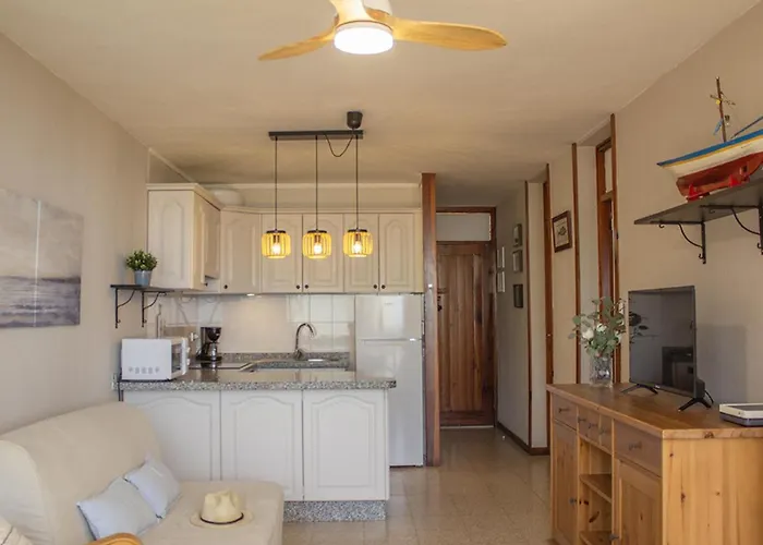 Sunset Arena By Helloapartments *